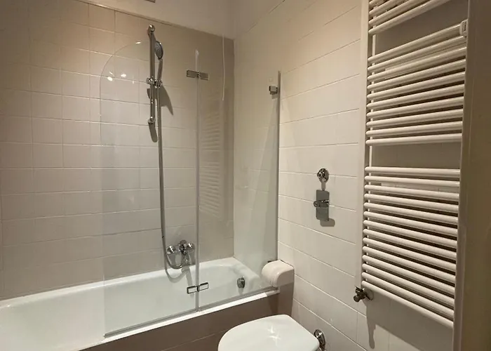 Tinyedward Pensjonat *